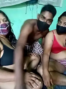 loveonstream - LoveOnStream's free webcam