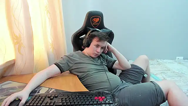 iliaskrislove live sex cam