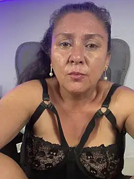 sunshinee- - Sunshinee-'s free webcam