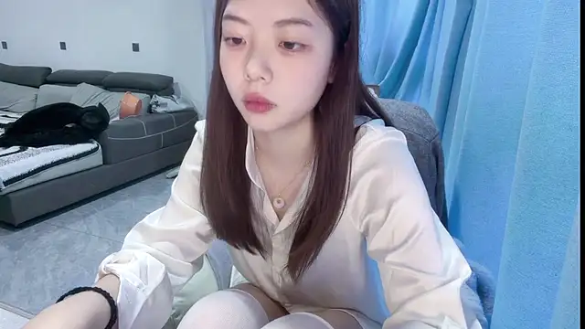 美女Roo_Se在线直播