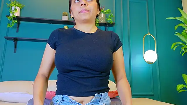 abbybelucci - AbbyBelucci's free webcam - UK Sex Cams