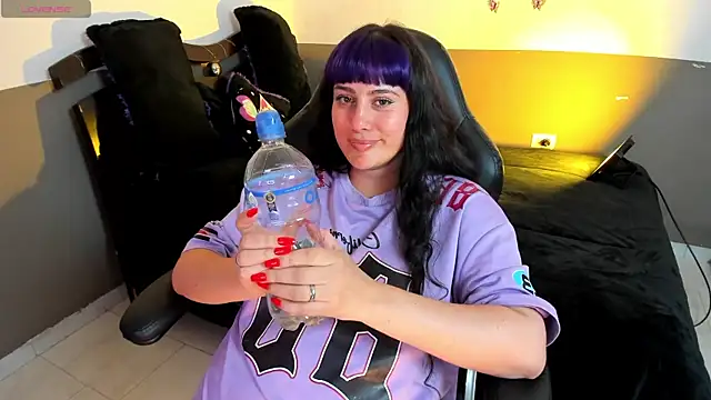 monserrat_cute_ - Monserrat_Cute_'s free webcam