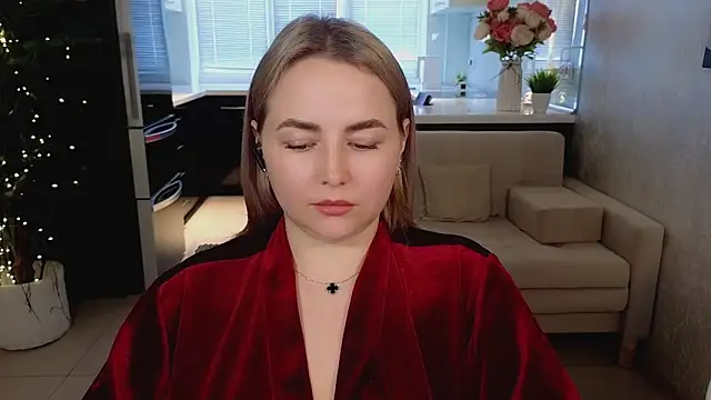 mira_mermayd - Mira_Mermayd's free webcam