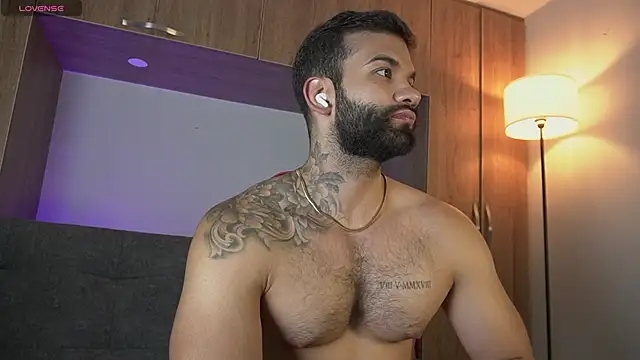 MarkHazze live sex cam