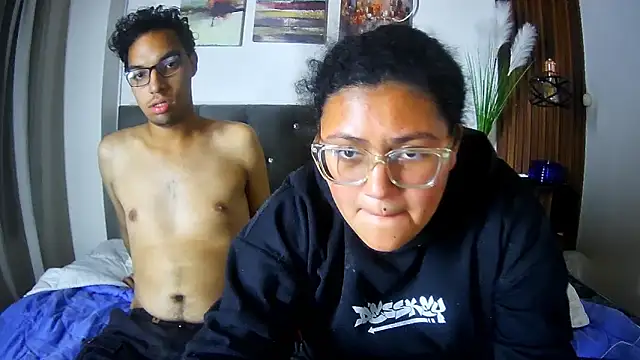 naughtycouplex_ webcam