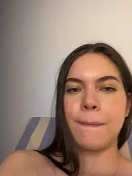 Webcam Model (alyabelova)  is live.Free join now!