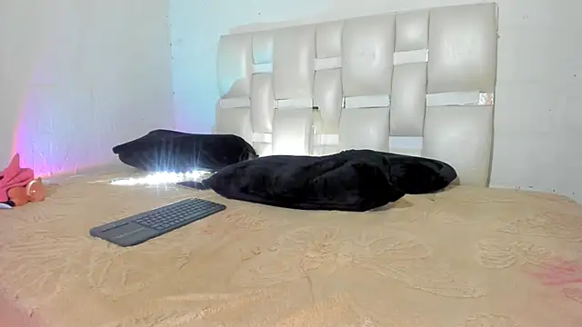 Anny_jhonsonx live sex cam