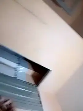 hotaniani - Hotaniani's free webcam - UK Sex Cams