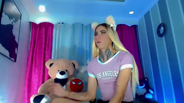 Julia_Bulette1 webcam