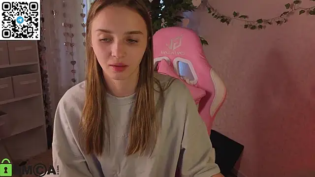 L1na_Reeds live sex cam