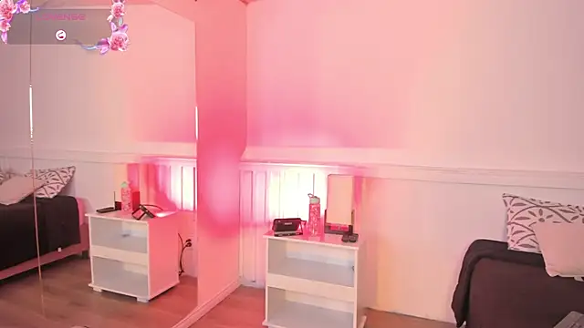 maya1_ - Maya1_'s free webcam - UK Sex Cams