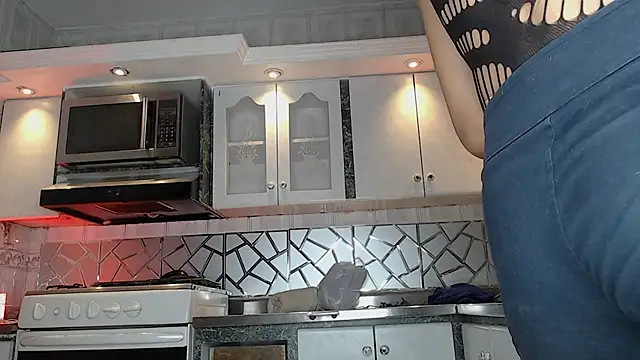 CrisOzzz live sex cam