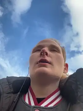 HotPurpleHaze webcam