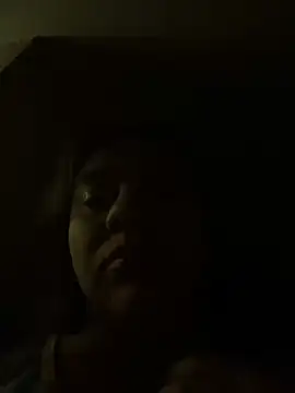 Poli_amor2025 webcam