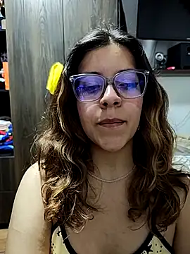 ScaraAndTomy Live Webcam on Stripchat