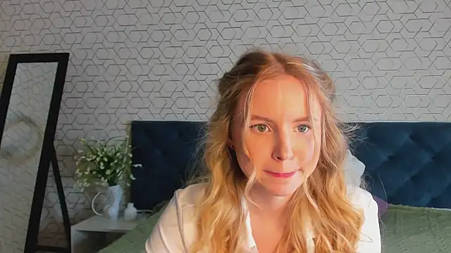 linda__bloom - Linda__Bloom's free webcam - UK Sex Cams