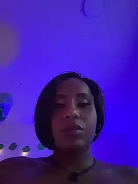 alisonhoot69 - AlisonHoot69's free webcam - UK Sex Cams