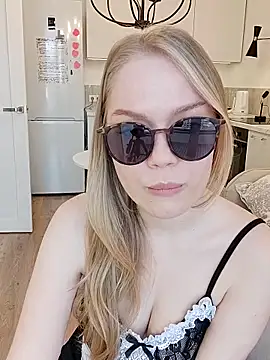 littleforestelf2 - LittleForestELF2's free webcam - UK Sex Cams