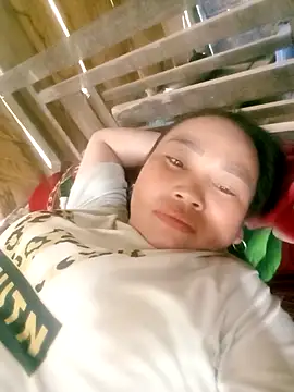 tia-tia20 - TIA-TIA20's free webcam - UK Sex Cams