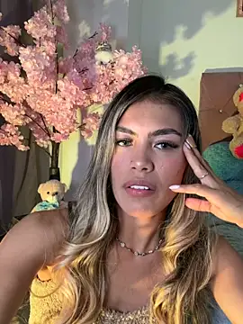 soffia_7 - Soffia_7's free webcam - UK Sex Cams