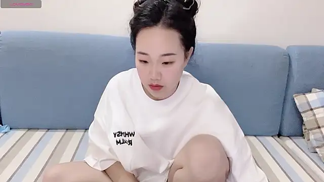 美女Yueyue-788在线直播