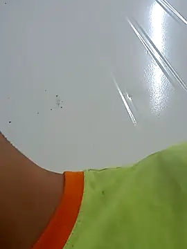 Picademel2525's live cam