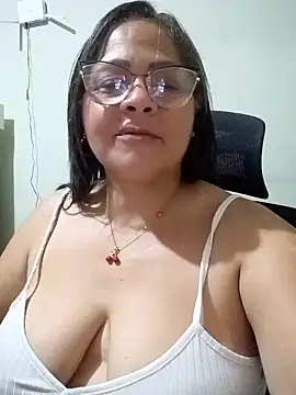angie_milf50 (F mature) - Jugar con mi vagina