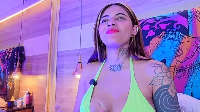 cori_paige - Cori_Paige's free webcam - UK Sex Cams