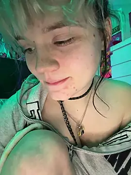 cutiepiespanks (F young) - 💦✨Play With Pussy On Face✨💦