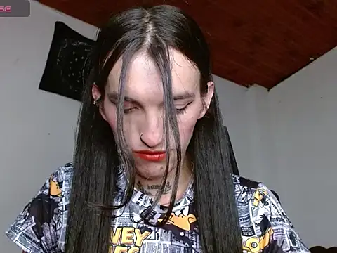 scarlett_crastrawberry - Scarlett_crastrawberry's free webcam - UK Sex Cams