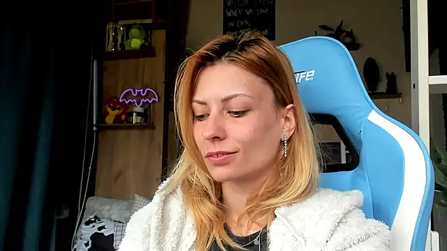 karo123421 - Karo123421's free webcam - UK Sex Cams