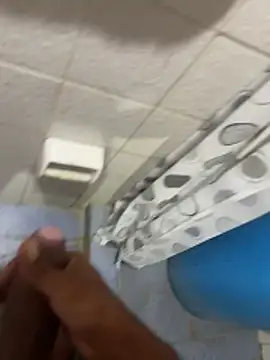 team_pedro3003 (M young) - Big and thick egg. It's over and I give