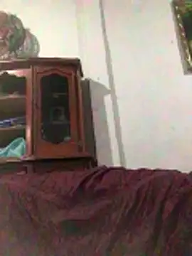 queenvixenn (F teen) - Privado sorpresa para el Rey de la noche