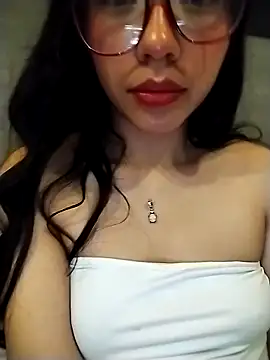 Webcam Model (imzoezzz)  is live.Free join now!