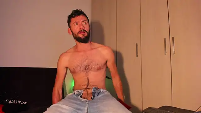 erickpritz_xh - Erickpritz_xh's free webcam - UK Sex Cams