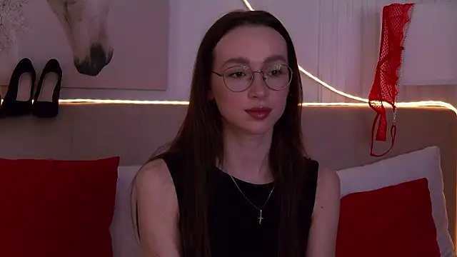 emily_simon - Emily_Simon's free webcam - UK Sex Cams