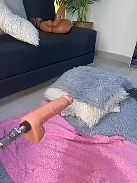 Isa__Blanc live sex cam