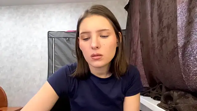 foxieflare - FoxieFlare's free webcam - UK Sex Cams