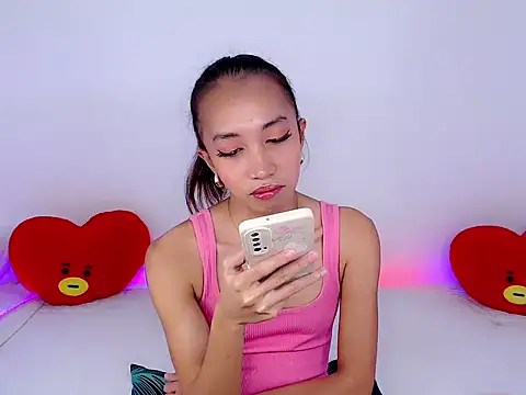 sweet_kittyxx - Sweet_kittyxx's free webcam - UK Sex Cams