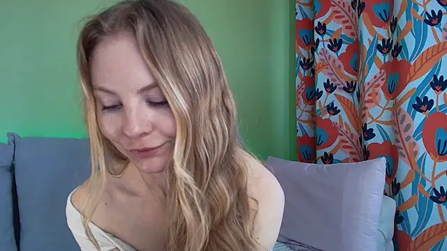 Cuddle_Cat live sex cam