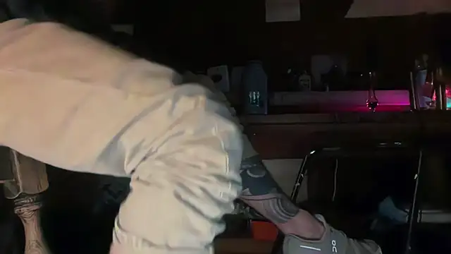 cowboyzuhly (Ask my age) - fatty bump