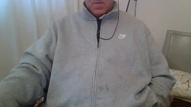 anonimo7735 (M grandpa) - cum sborrata