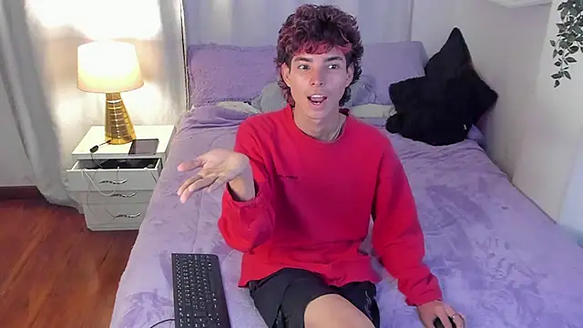 santy-kitty (M twink) - cum show