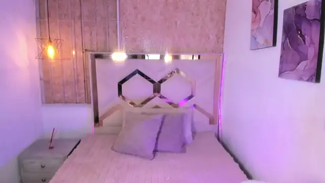 venuss1_ - Venuss1_'s free webcam - UK Sex Cams