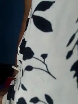 Webcam Model (Nisha_777)  is live.Free join now!