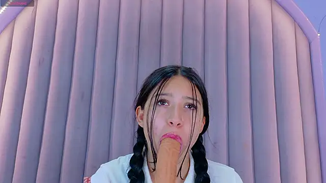 AmberStonne__ webcam