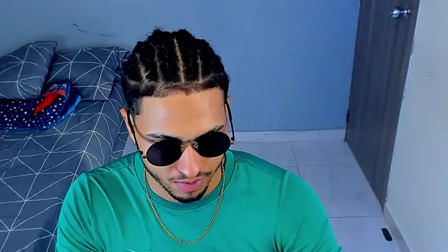 Kris_Khalifa69 live sex cam