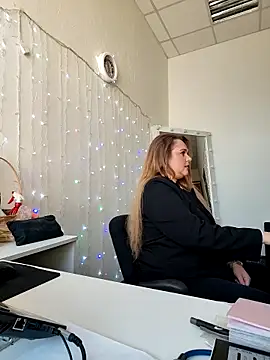 juicy_peachlux - Juicy_PeachLux's free webcam