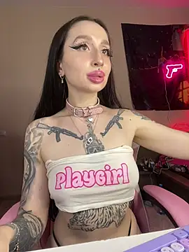 Webcam Model (Molly__Moon)  is live.Free join now!