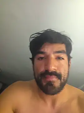 piggylatino (Ask my age) - be piggy and clouded